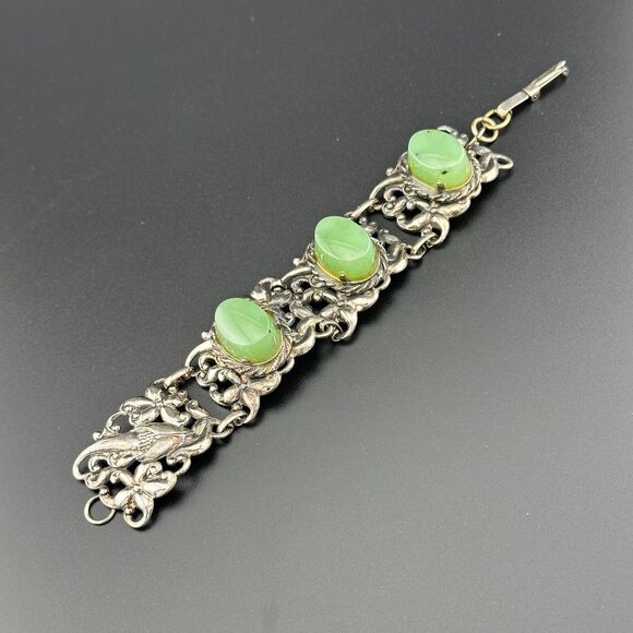Vintage Silver Tone Repousse Metal Green Nephrite Floral Panel Bracelet 6.5-6.75 - Picture 11 of 13